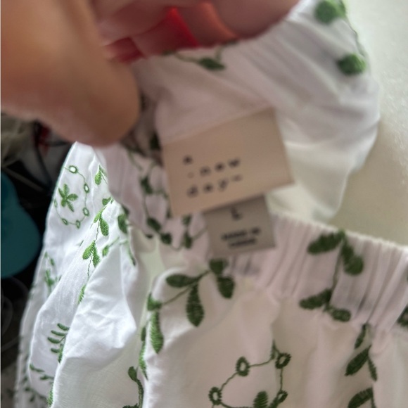 Target White and Green Floral Maxi Dress - Picture 5 of 5